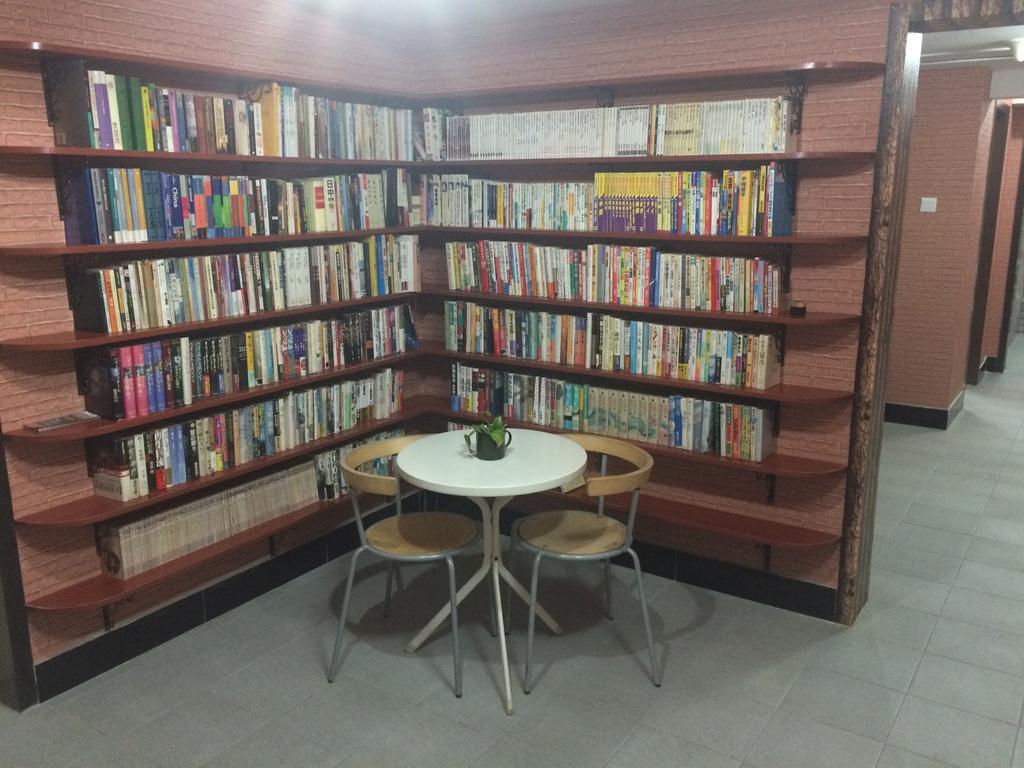 Discovery Youth Hostel Beijing Bagian luar foto